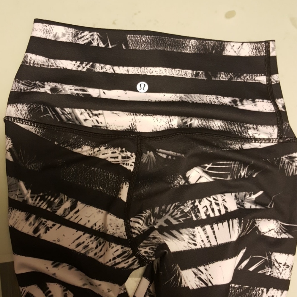 Lululemon. Flash $59. Ea Nwot - Picture 2 of 8